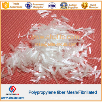Cimento que reforça fibras de polipropileno fibriladas